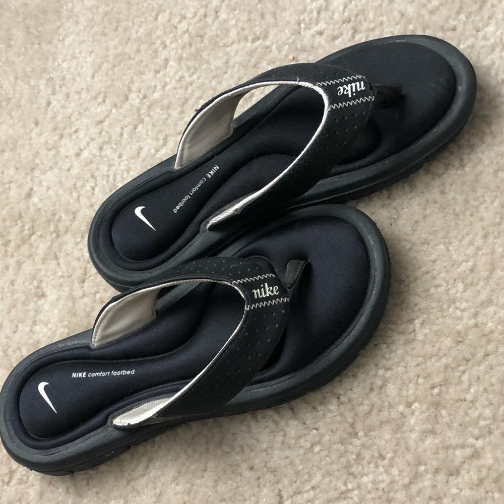 Nike Flip Flops